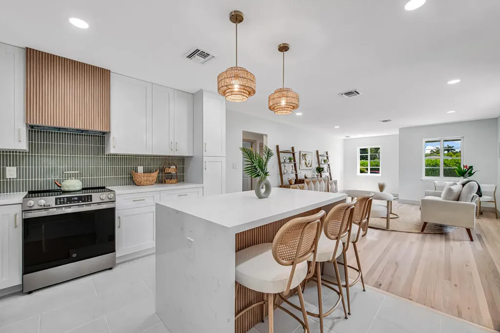 1201 N Palmway Lake Worth Beach FL 33460