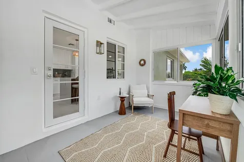 1201 N Palmway Lake Worth Beach FL 33460