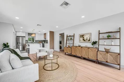 1201 N Palmway Lake Worth Beach FL 33460