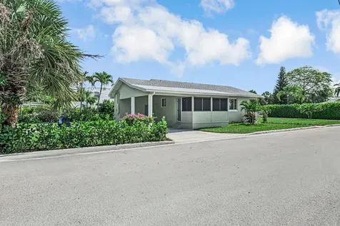 1201 N Palmway Lake Worth Beach FL 33460