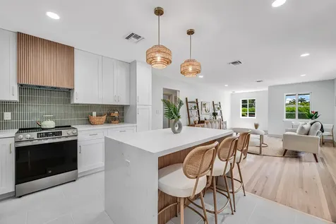 1201 N Palmway Lake Worth Beach FL 33460