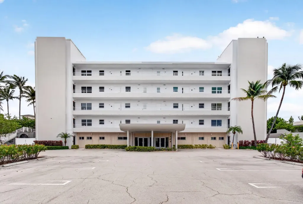 2701 S Ocean Boulevard Highland Beach FL 33487