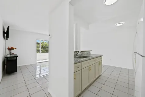 5190 E Sabal Palm Boulevard Tamarac FL 33319