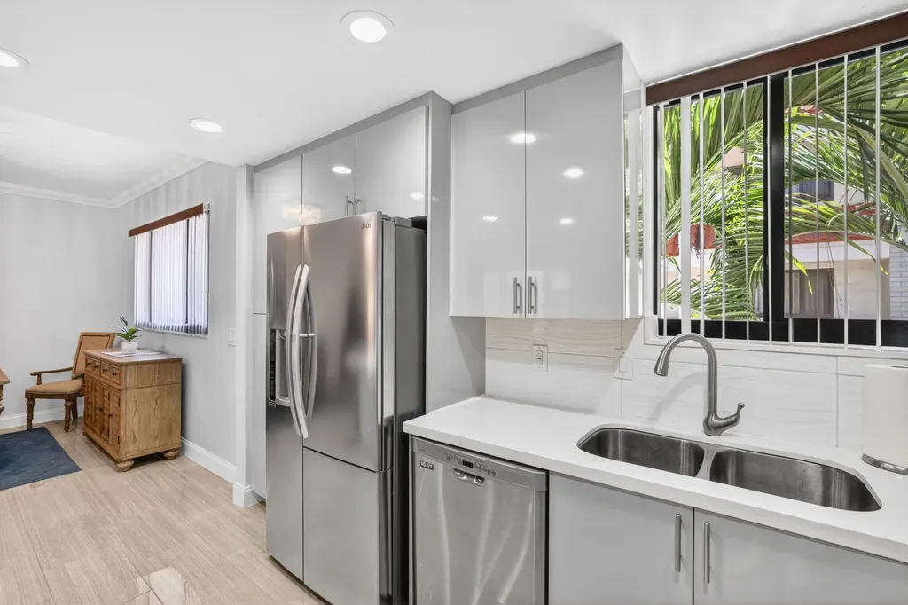 1401 NE 9th Street Fort Lauderdale FL 33304