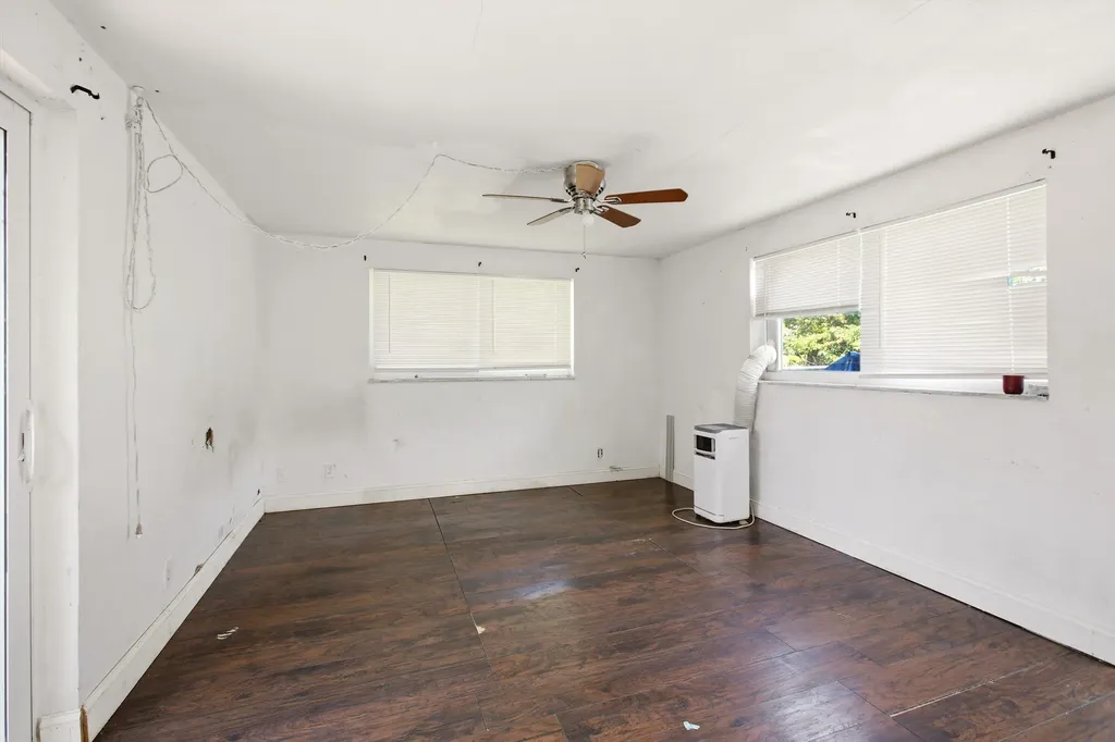 1671 N Cypress Road Pompano Beach FL 33060