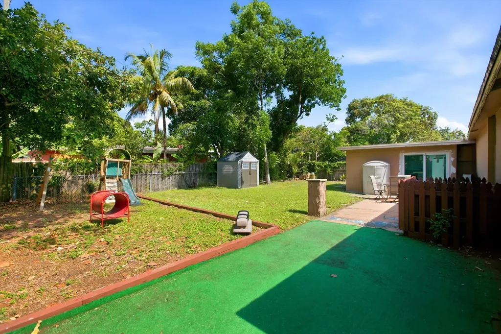 1671 N Cypress Road Pompano Beach FL 33060