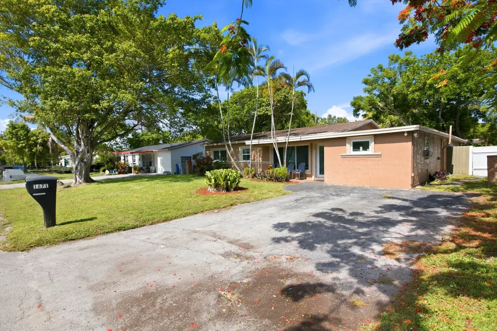 1671 N Cypress Road Pompano Beach FL 33060