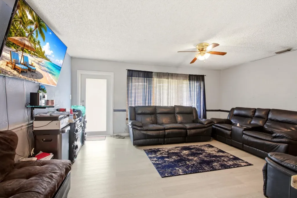 1671 N Cypress Road Pompano Beach FL 33060