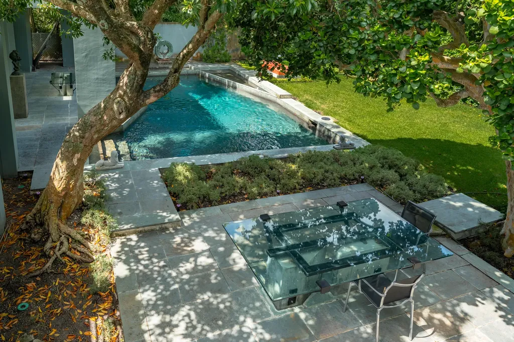 1496 N Lake Way Palm Beach FL 33480