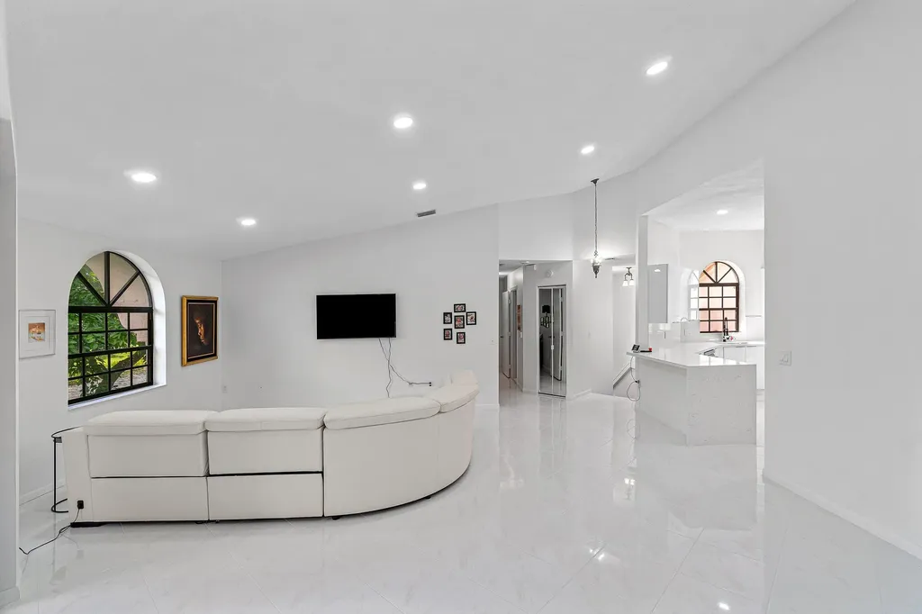 5171 Europa Drive Boynton Beach FL 33437
