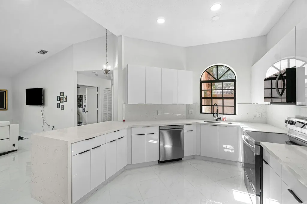 5171 Europa Drive Boynton Beach FL 33437