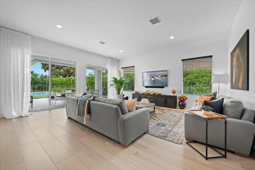2951 Twin Oaks Way Wellington FL 33414