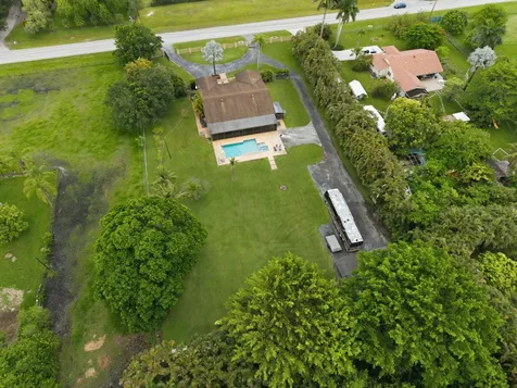 5521 SW 160th Avenue Southwest Ranches FL 33331