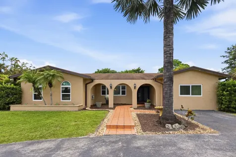5521 SW 160th Avenue Southwest Ranches FL 33331