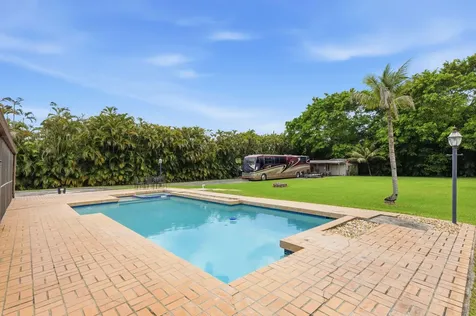 5521 SW 160th Avenue Southwest Ranches FL 33331