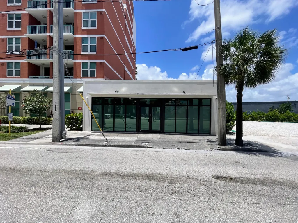 643 N Andrews Avenue Fort Lauderdale FL 33311