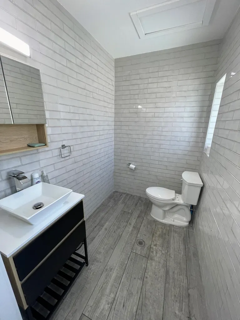 643 N Andrews Avenue Fort Lauderdale FL 33311