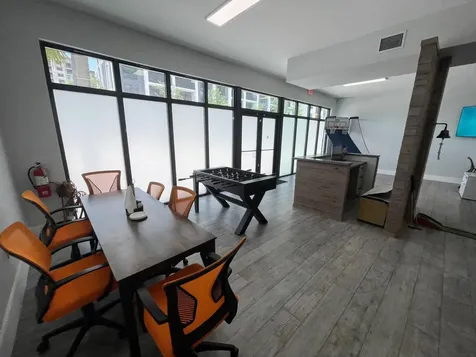 643 N Andrews Avenue Fort Lauderdale FL 33311
