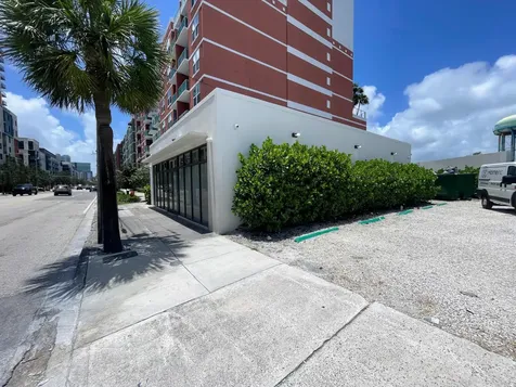 643 N Andrews Avenue Fort Lauderdale FL 33311