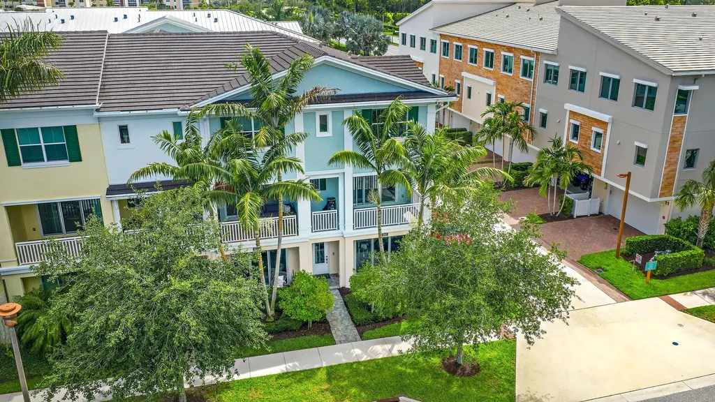 4145 Faraday Way Palm Beach Gardens FL 33418