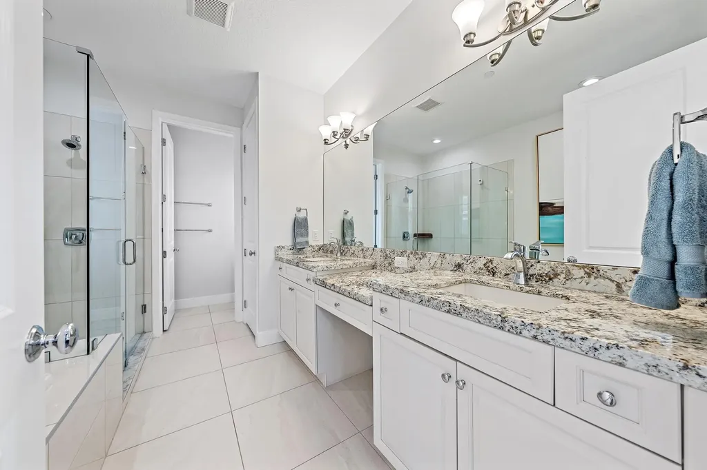 4145 Faraday Way Palm Beach Gardens FL 33418