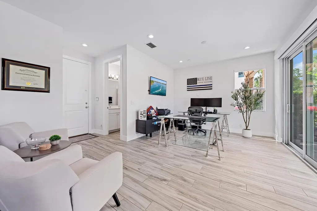 4145 Faraday Way Palm Beach Gardens FL 33418