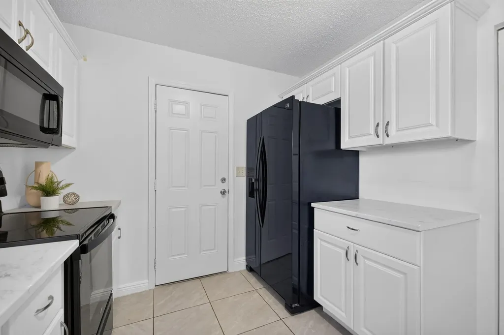 592 SW Banks Terrace Port St Lucie FL 34953