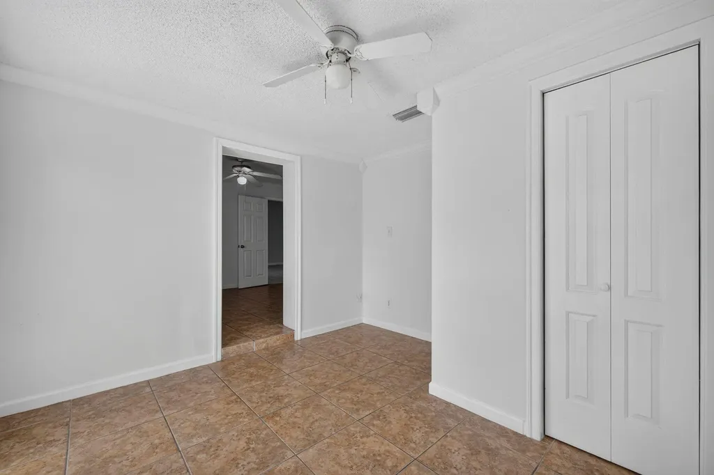 592 SW Banks Terrace Port St Lucie FL 34953