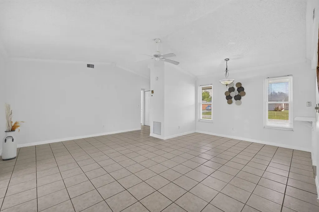 592 SW Banks Terrace Port St Lucie FL 34953