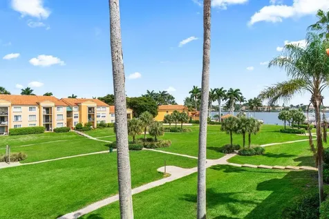 157 Yacht Club Way Hypoluxo FL 33462