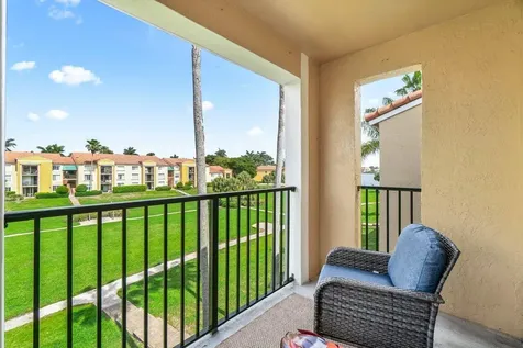 157 Yacht Club Way Hypoluxo FL 33462