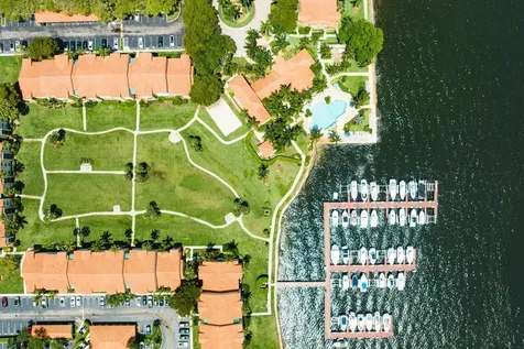 157 Yacht Club Way Hypoluxo FL 33462