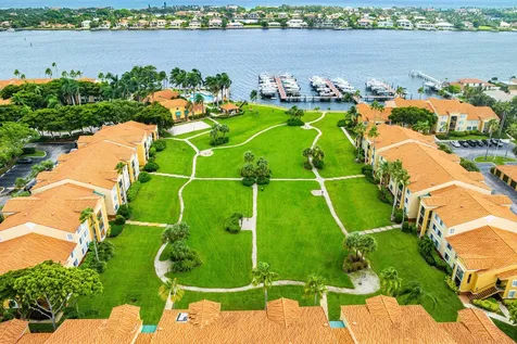 157 Yacht Club Way Hypoluxo FL 33462