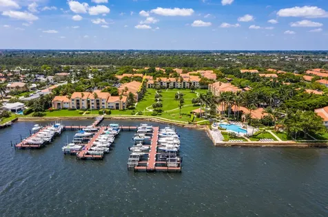 157 Yacht Club Way Hypoluxo FL 33462