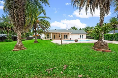 5700 SW 196th Lane Southwest Ranches FL 33332