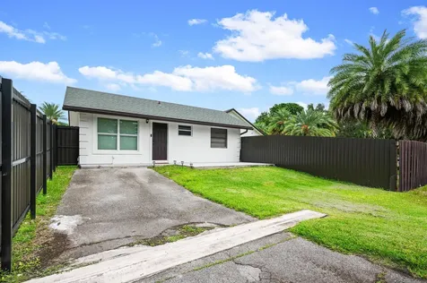 5700 SW 196th Lane Southwest Ranches FL 33332
