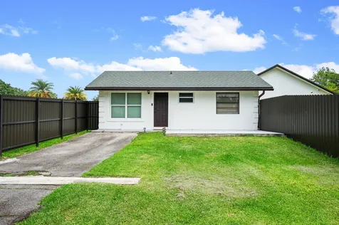 5700 SW 196th Lane Southwest Ranches FL 33332