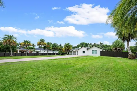 5700 SW 196th Lane Southwest Ranches FL 33332