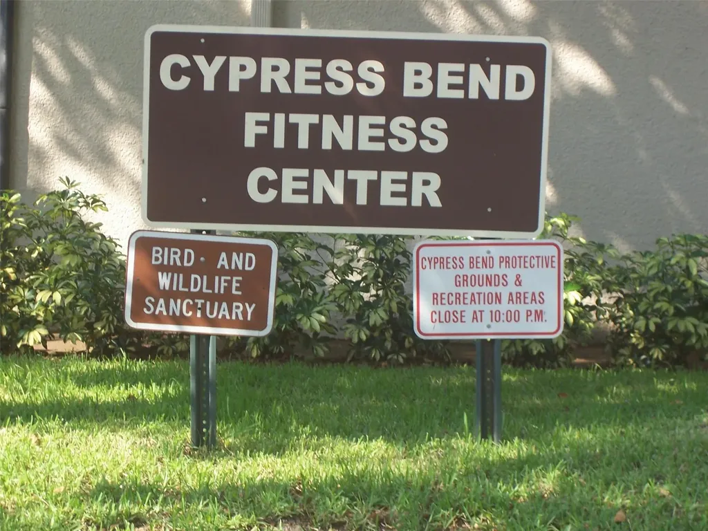 2222 N Cypress Bend Pompano Beach FL 33069