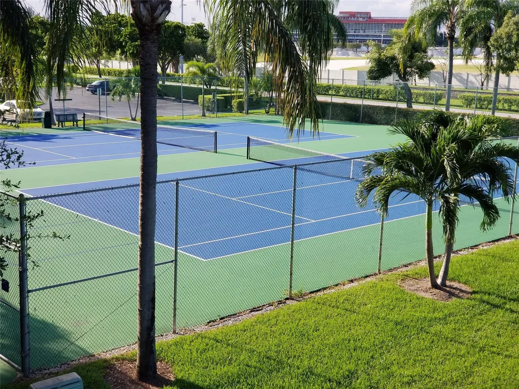 2222 N Cypress Bend Pompano Beach FL 33069