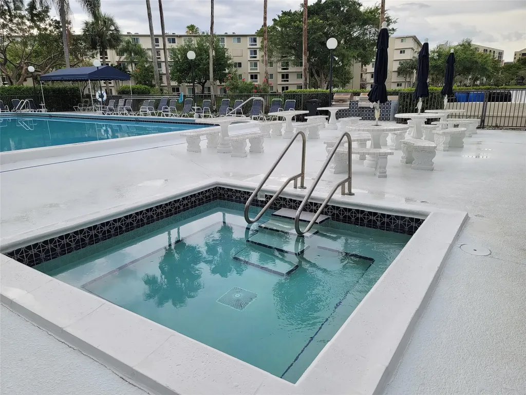 2222 N Cypress Bend Pompano Beach FL 33069