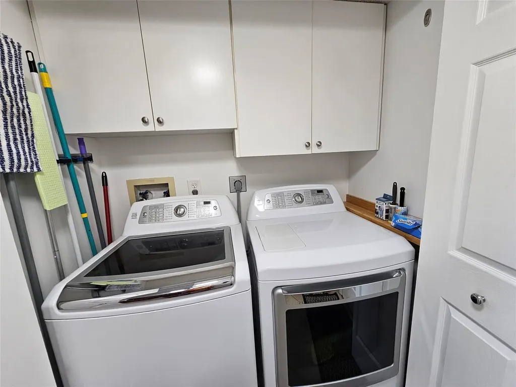 2222 N Cypress Bend Pompano Beach FL 33069