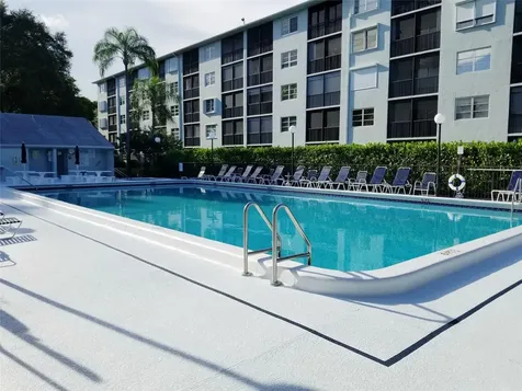 2222 N Cypress Bend Pompano Beach FL 33069