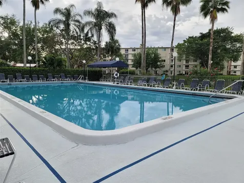 2222 N Cypress Bend Pompano Beach FL 33069
