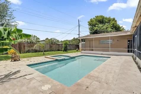 811 NW 43rd Avenue Coconut Creek FL 33066