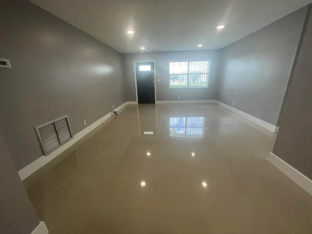 2396 SW 13th Avenue Boynton Beach FL 33426