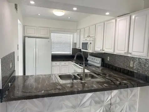 1820 Amberly Avenue Orlando FL 32822
