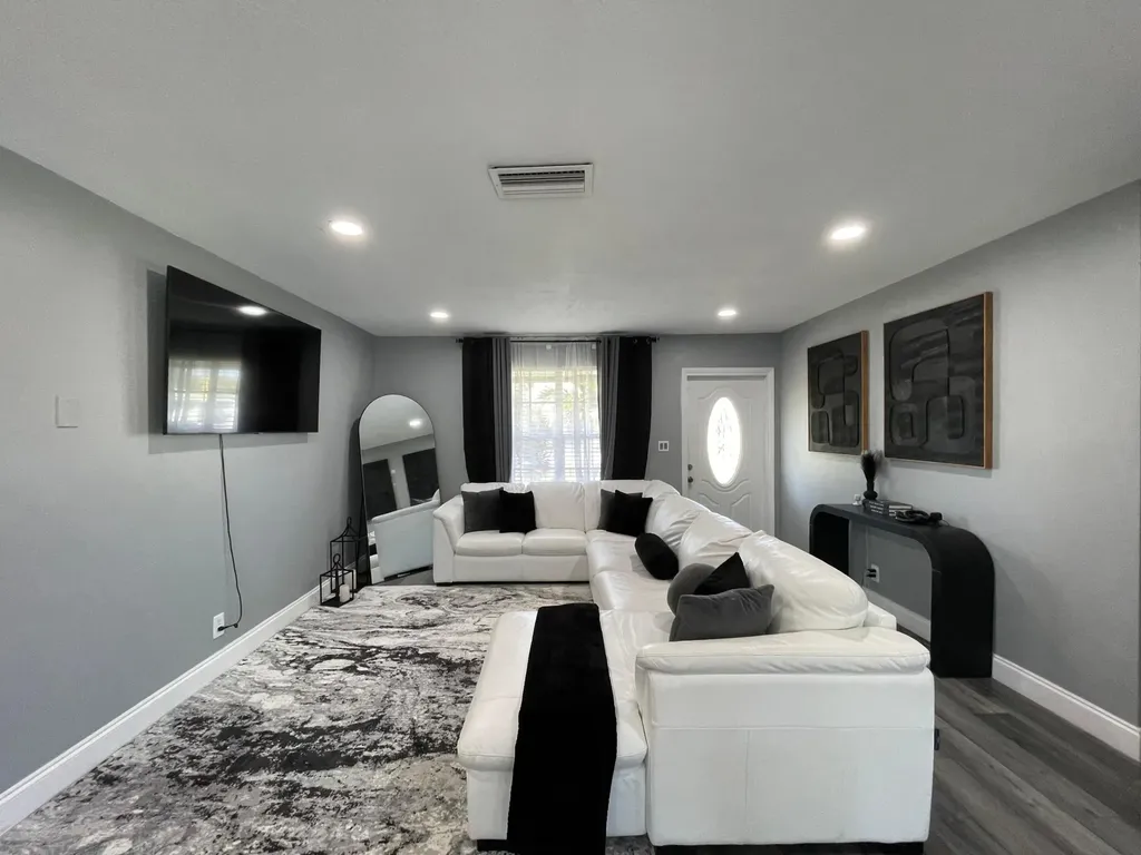 1478 NE 56th Street Fort Lauderdale FL 33334