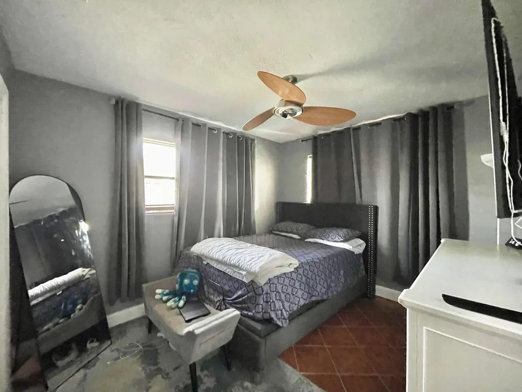 1478 NE 56th Street Fort Lauderdale FL 33334