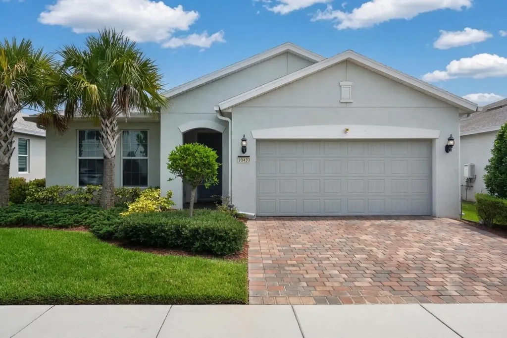 10430 SW Captiva Drive Port St Lucie FL 34987
